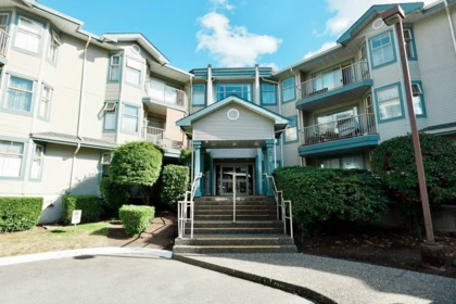 313 10756 N 138 Street, Surrey, BC, Surrey — Apartment/Condo for sale