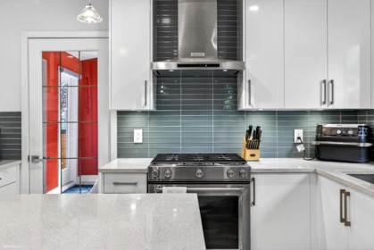 Kitchen Island Photo of 6858 Patterson Avenue, Burnaby, BC