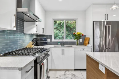 Kitchen Photo of 6858 Patterson Avenue, Burnaby, BC