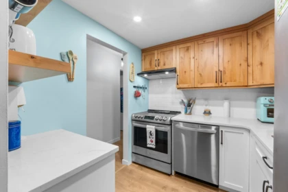 105 225 Mowat Street, New Westminster, BC, New Westminster — Apartment/Condo for sale