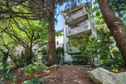 Outdoor Deck Photo of 105 225 Mowat Street, New Westminster, BC