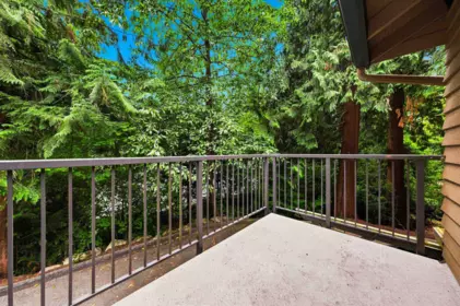 Kitchen Photo of 3381 William Avenue, North Vancouver, BC