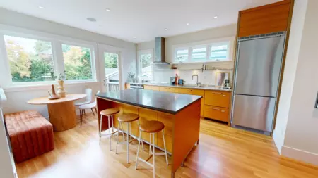Breakfast Nook Photo of 456 Aubrey Place, Vancouver, BC