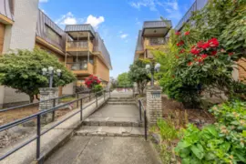 204 2299 E 30th Avenue, Vancouver, BC