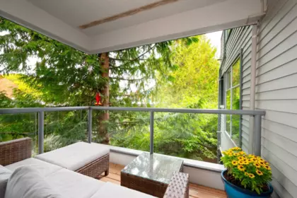 Kitchen Photo of 301 2250 W 3rd Avenue, Vancouver, BC