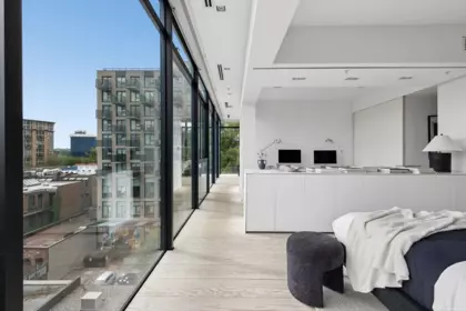 Entry Foyer Photo of PH 602 12 Water Street, Vancouver, BC