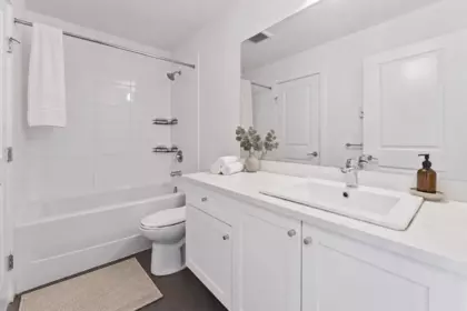 Breakfast Nook Photo of 402 13623 81a Avenue, Surrey, BC