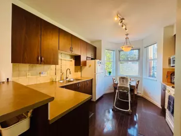 Primary Bathroom Photo of 9 6099 Alder Street, Richmond, BC