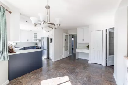 Guest Bathroom Photo of 20326 92a Avenue, Langley, BC