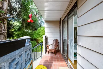 Mudroom Photo of 119 1442 Blackwood Street, White Rock, BC