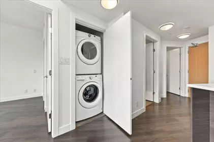 Mudroom Photo of 706 3557 Sawmill Crescent, Vancouver, BC