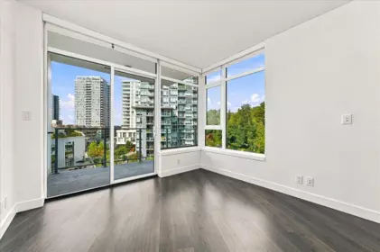 Walk-In Closet Photo of 706 3557 Sawmill Crescent, Vancouver, BC