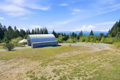Front Yard Photo of 1846 Harman Road, Roberts Creek, BC
