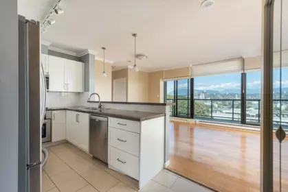 Living Room Photo of 704 15 E Royal Avenue, New Westminster, BC