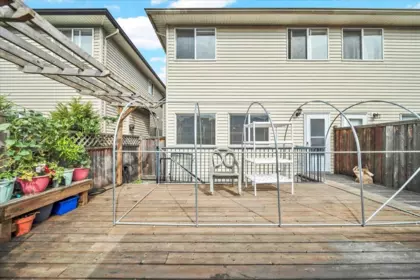 Backyard Photo of 16628 60 Avenue, Surrey, BC