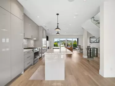 Kitchen Photo of 116 N Warwick Avenue, Burnaby, BC
