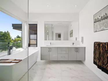 Mudroom Photo of 116 N Warwick Avenue, Burnaby, BC