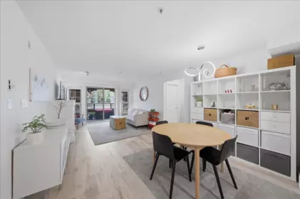 Kitchen Island Photo of 310 2966 Silver Springs Boulevard, Coquitlam, BC