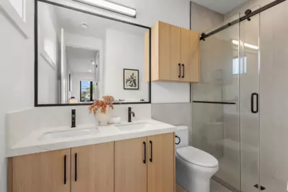 Mudroom Photo of 1 3873 W 22nd Avenue, Vancouver, BC