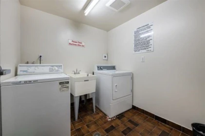 Primary Bathroom Photo of 319 7377 Salisbury Avenue, Burnaby, BC