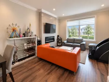 Dining Area Photo of 73 15665 Mountain View Drive, Surrey, BC