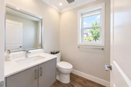 Entry Foyer Photo of 73 15665 Mountain View Drive, Surrey, BC