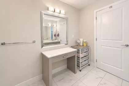 Walk-In Closet Photo of 73 15665 Mountain View Drive, Surrey, BC