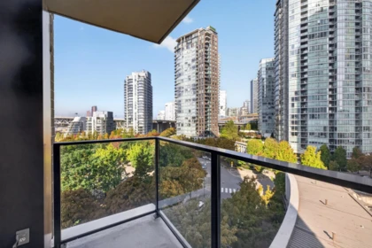 Loft / Bonus Room Photo of 906 455 Beach Crescent, Vancouver, BC