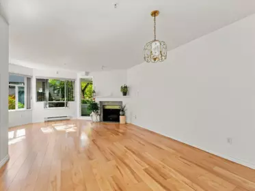 207 3638 Rae Avenue, Vancouver, BC, Vancouver — Apartment/Condo for sale
