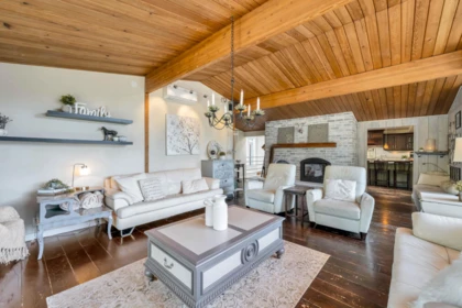 Dining Area Photo of 24071 63 Avenue, Langley, BC
