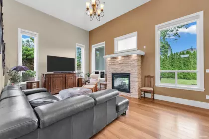 Kitchen Photo of 4931 Pendlebury Road, Richmond, BC