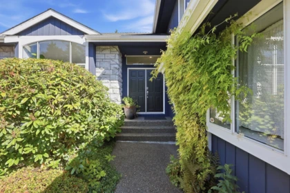 Family Room Photo of 12411 Ocean Breeze Place, Surrey, BC