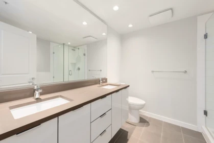 Primary Bathroom Photo of 1109 3331 Brown Road, Richmond, BC