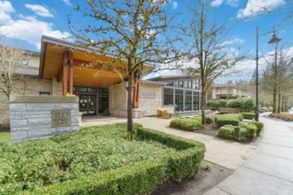 Garden / Landscaping Photo of 105 1153 Kensal Place, Coquitlam, BC
