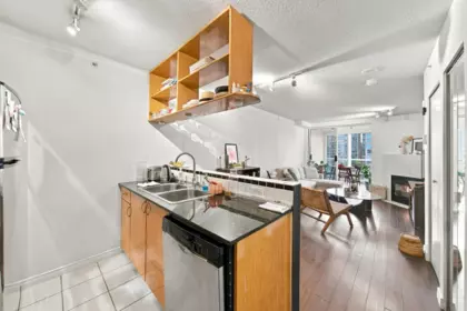 1803 939 Homer Street, Vancouver, BC, Vancouver — Apartment/Condo for sale