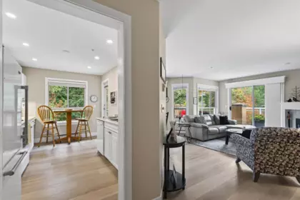 Breakfast Nook Photo of 305 15155 22 Avenue, Surrey, BC