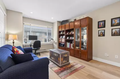 Hallway Photo of 305 15155 22 Avenue, Surrey, BC