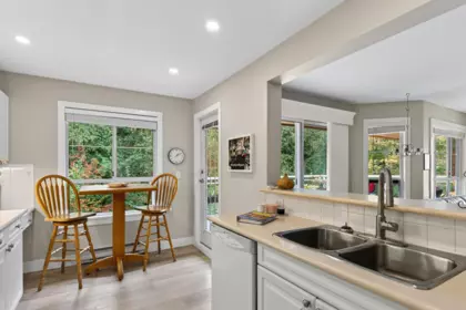 Loft / Bonus Room Photo of 305 15155 22 Avenue, Surrey, BC