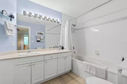 Mudroom Photo of 305 15155 22 Avenue, Surrey, BC