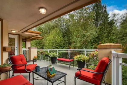 Swimming Pool Photo of 305 15155 22 Avenue, Surrey, BC