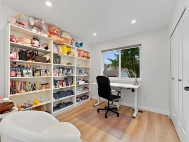 Basement Recreation Room Photo of 2045 Kirkstone Road, North Vancouver, BC