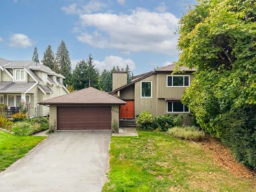 2045 Kirkstone Road, North Vancouver, BC, North Vancouver — Single Family Residence for sale