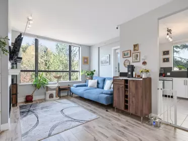 401 9300 University Crescent, Burnaby, BC, Burnaby — Apartment/Condo for sale