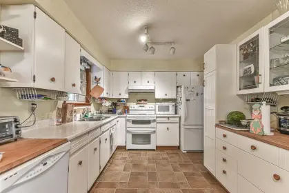 29497 Sunvalley Crescent, Abbotsford, BC, Abbotsford — Single Family Residence for sale