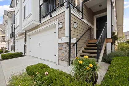 12 7374 194a Street, Surrey, BC, Surrey — Townhouse for sale