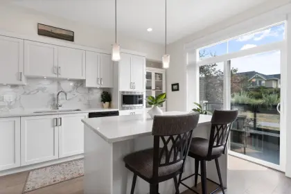 12 7374 194a Street, Surrey, BC, Surrey — Townhouse for sale