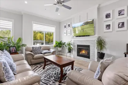 33962 Tooley Place, Mission, BC, Mission — Single Family Residence for sale