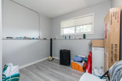 Garage Interior Photo of 32698 Pandora Avenue, Abbotsford, BC
