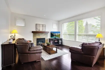 20848 71b Avenue, Langley, BC, Langley — Single Family Residence for sale