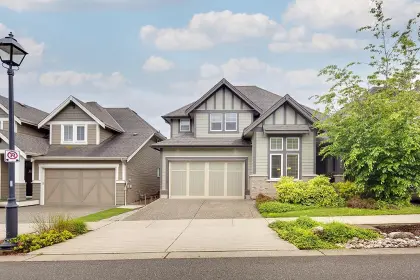 20848 71b Avenue, Langley, BC, Langley — Single Family Residence for sale
